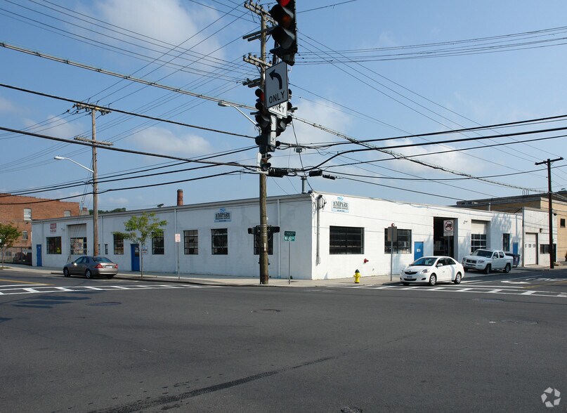 603-605 Fenimore Rd, Mamaroneck, NY for sale - Primary Photo - Image 1 of 1