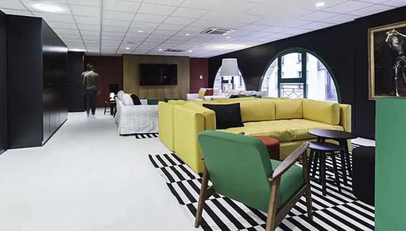 Office in Paris for lease - Building Photo - Image 2 of 13