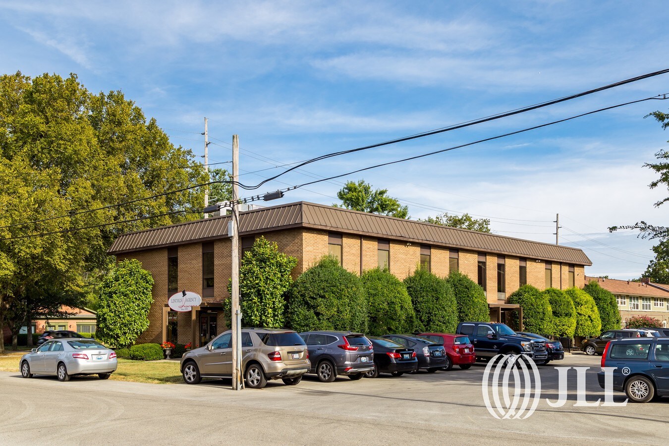 214 Breckenridge Ln, Louisville, KY 40207