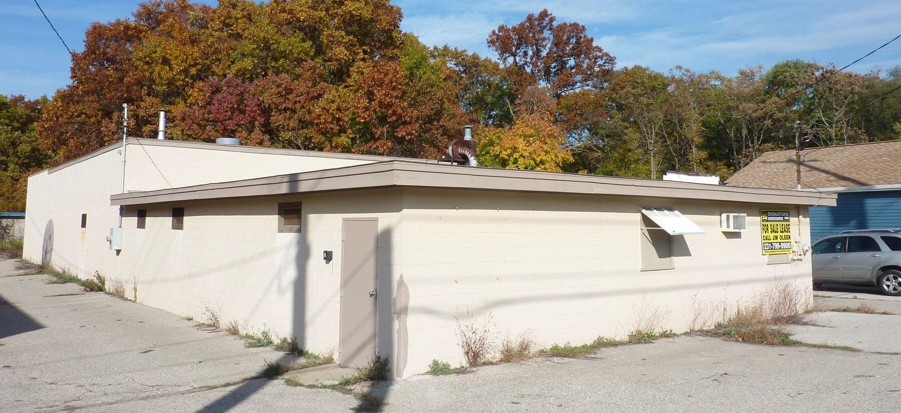 930 E Broadway Ave, Muskegon, MI for sale Primary Photo- Image 1 of 1