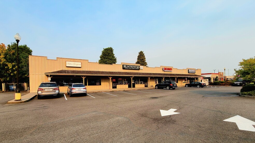 5245-5251 Commercial St SE, Salem, OR for lease - Building Photo - Image 2 of 9