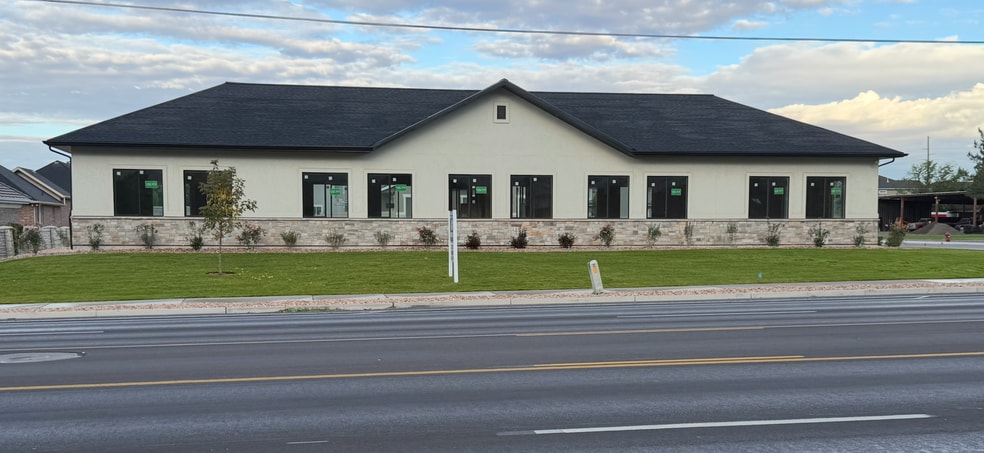 132 S 1100 E, American Fork, UT for lease - Building Photo - Image 1 of 5