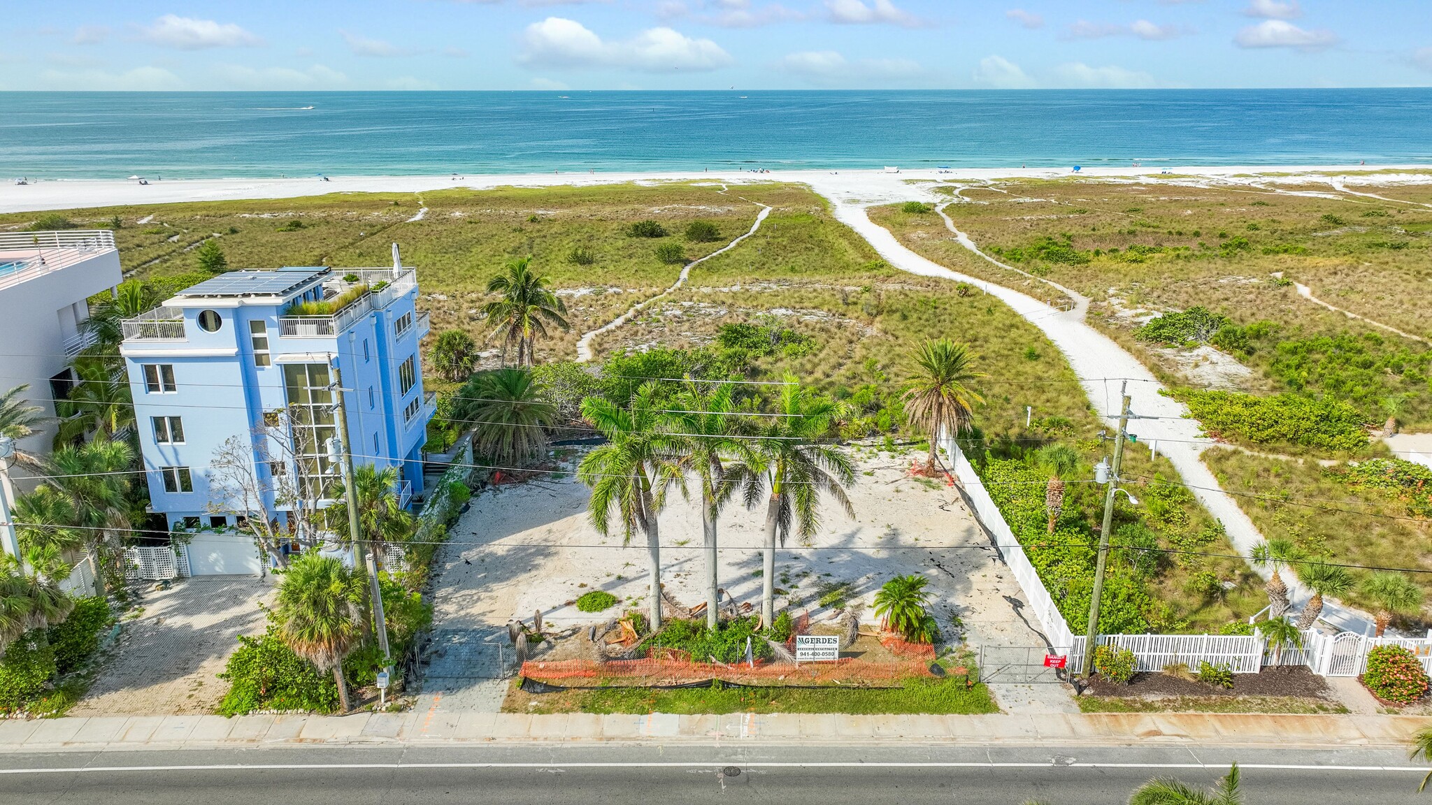 636 Beach Rd, Siesta Key, FL for sale Building Photo- Image 1 of 16