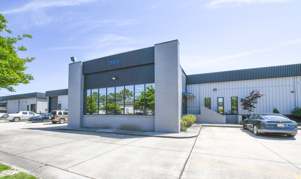 2103 West Ferry Way, Huntsville, AL 35801
