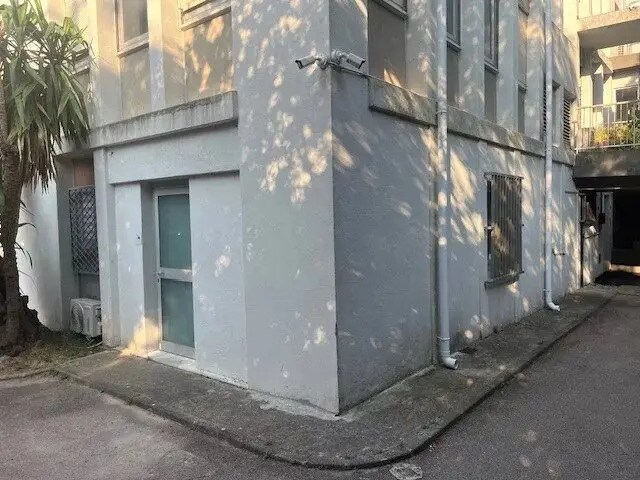 Office in Nice for lease - Building Photo - Image 2 of 6