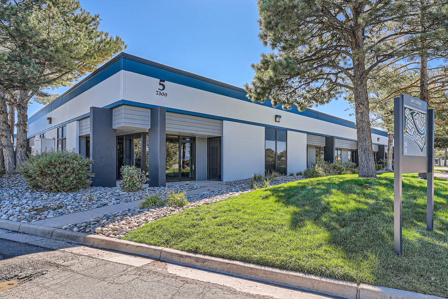 7330 S Alton Way, Englewood, CO for lease - Building Photo - Image 1 of 6