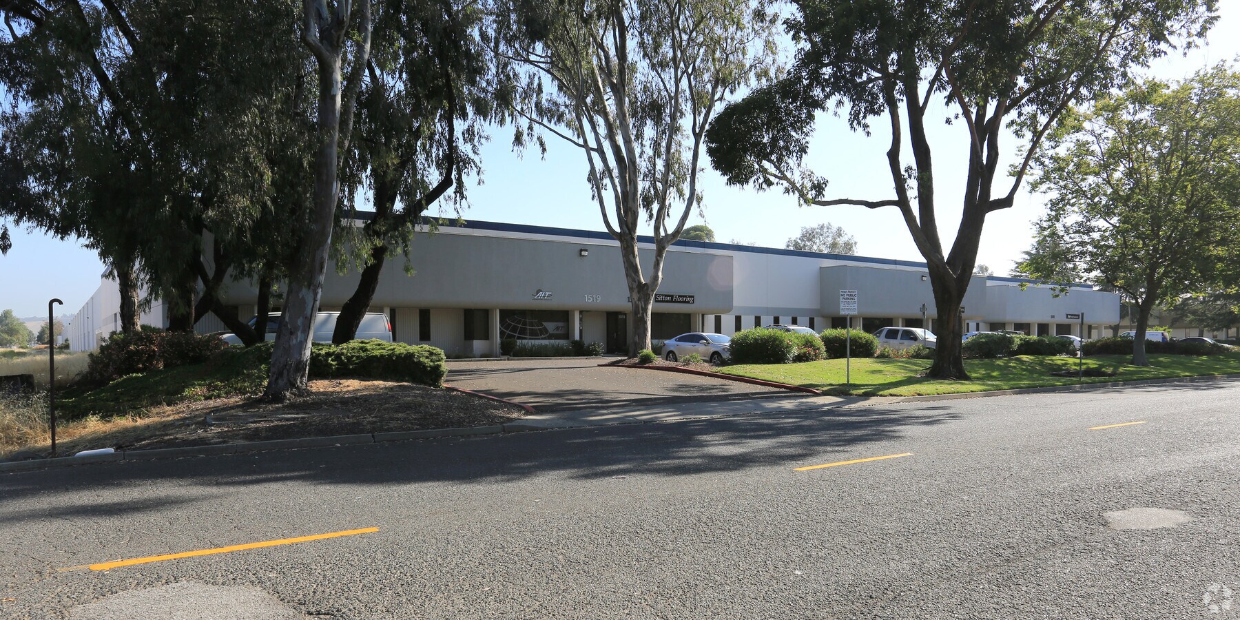 View Photo