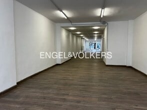 Retail in Calella, Barcelona for lease Interior Photo- Image 2 of 3