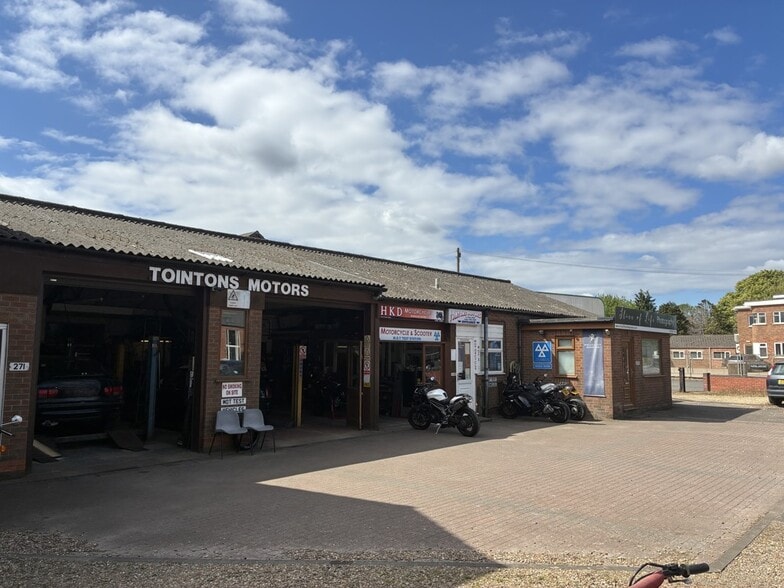 269-275 High Rd, Whaplode for sale - Building Photo - Image 2 of 6