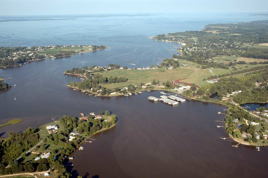 277 Harbor View Cir, Colonial Beach, VA for sale - Aerial - Image 3 of 29