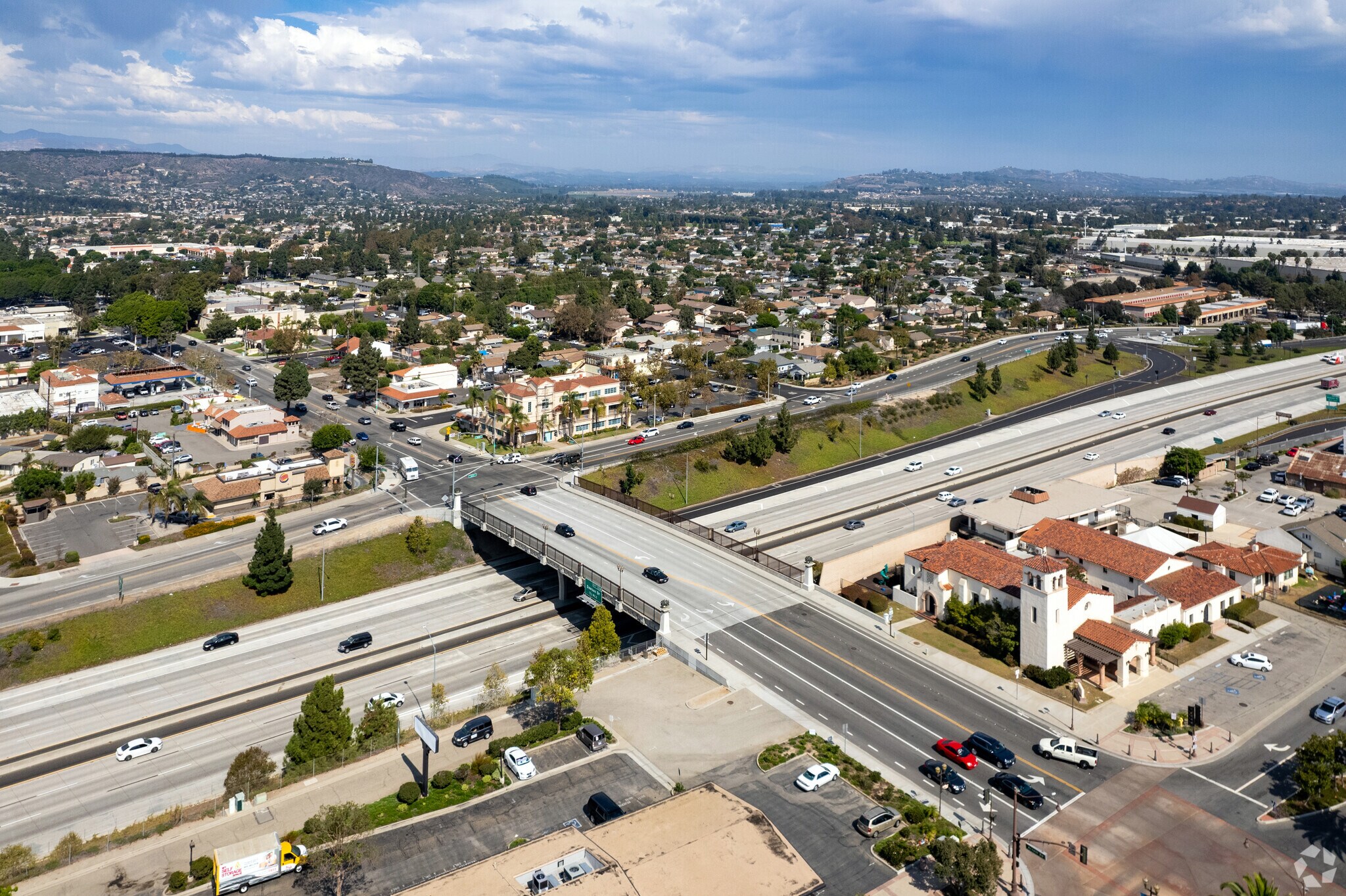 2301 E Daily Dr, Camarillo, CA 93010 Century 21 Everest Building