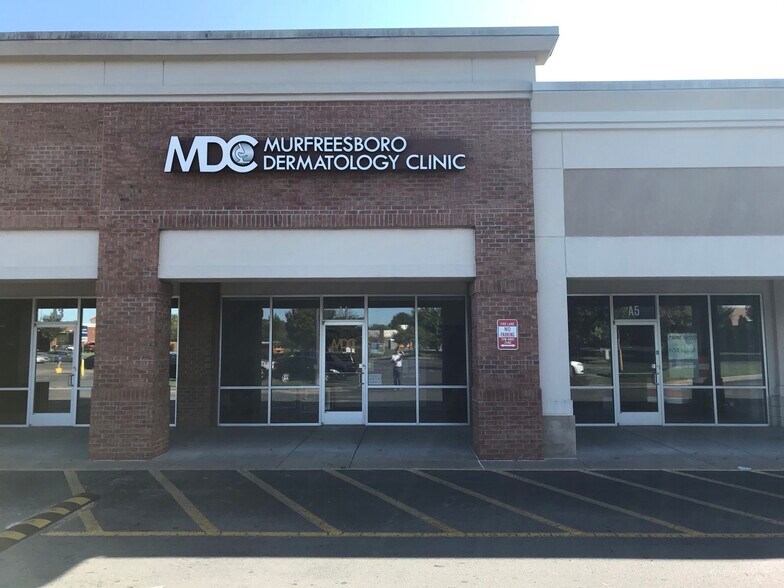 2042 Lascassas Pike, Murfreesboro, TN 37130