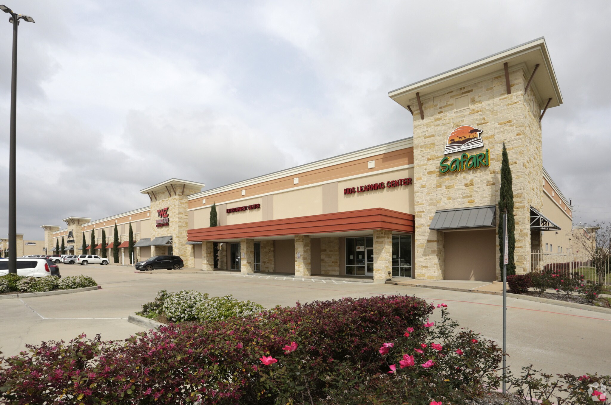 24936-24952 Katy Fwy, Katy, TX for lease Primary Photo- Image 1 of 10