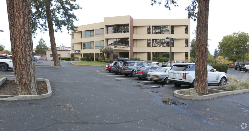 1201 NW Wall St, Bend, OR for lease - Primary Photo - Image 3 of 4