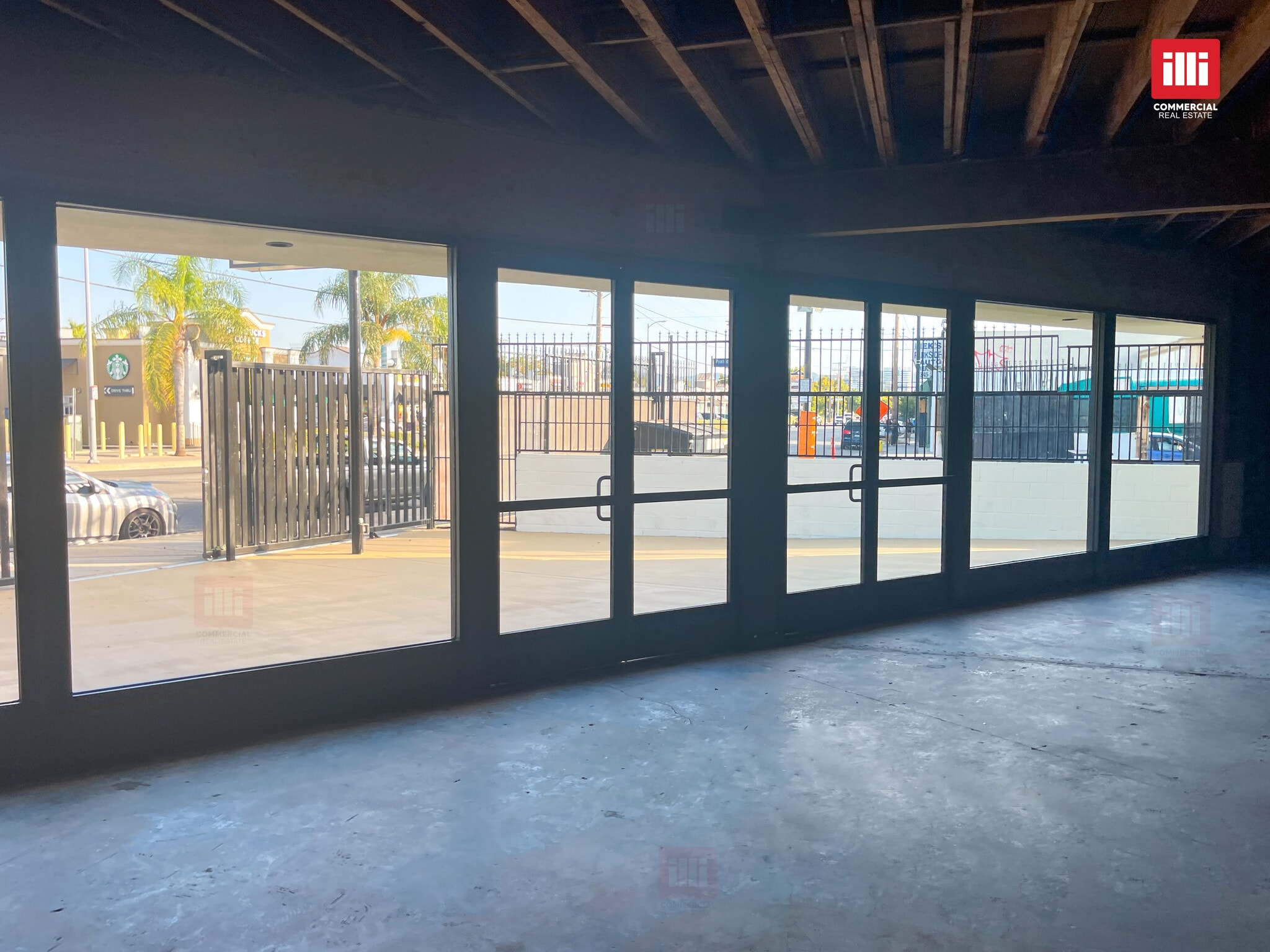 7307-7309 Canoga Ave, Canoga Park, CA for lease Building Photo- Image 1 of 6