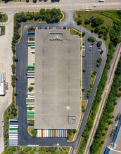 303 Munroe Dr, Bloomingdale, IL - AERIAL map view