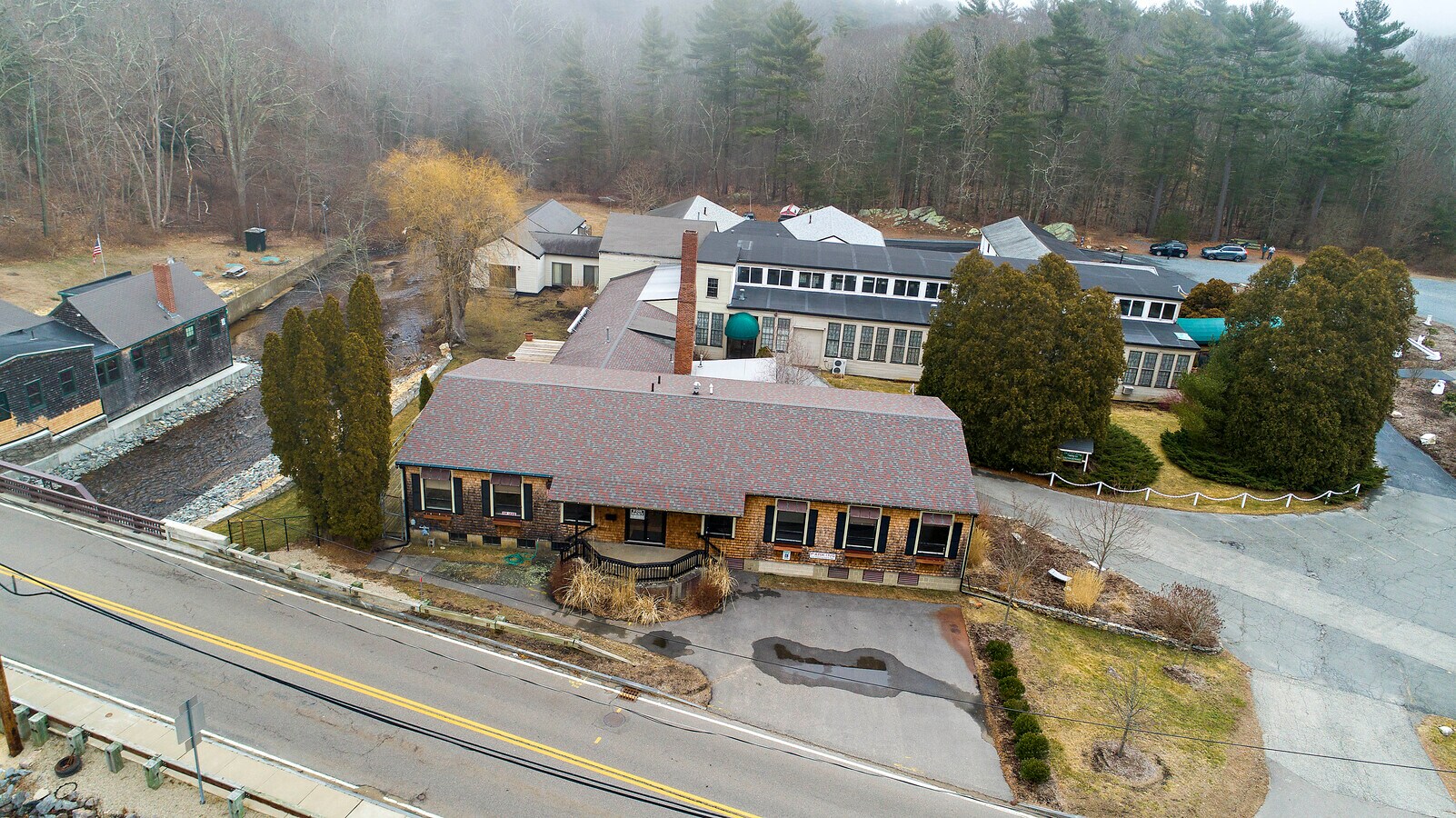 42 Elm St, Kingston, MA 02364