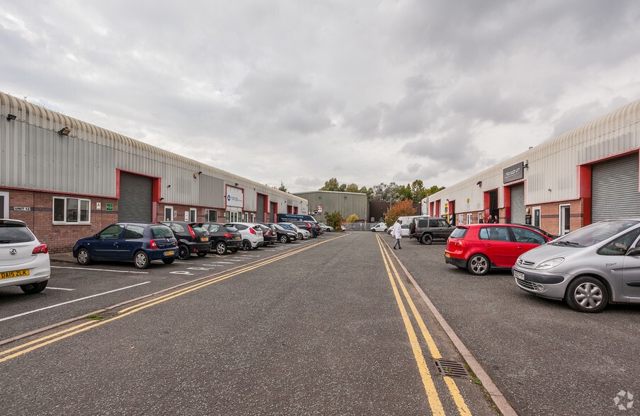 Lancaster Fields, Crewe for lease - Building Photo - Image 2 of 6