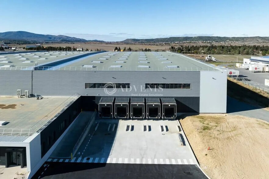 Industrial in Lézignan-Corbières for lease - Building Photo - Image 3 of 12