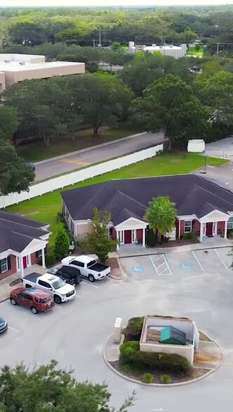 1478-1482 E Bloomingdale Ave, Brandon, FL for sale - Commercial Listing Video - Image 1 of 1