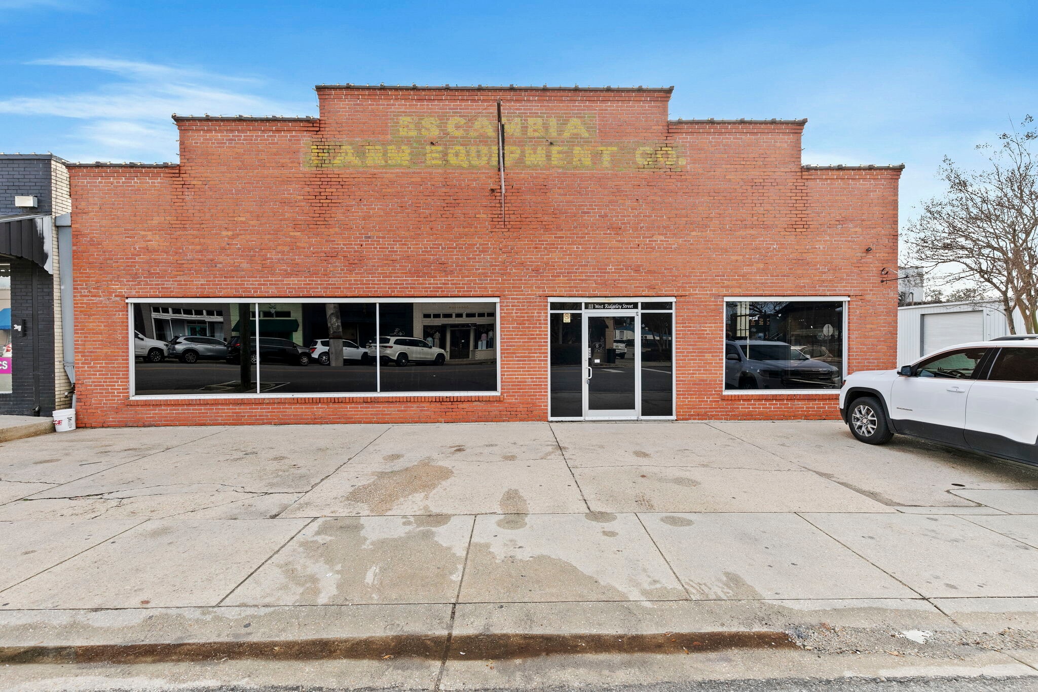 111 W Ridgeley St, Atmore, AL for sale Building Photo- Image 1 of 29