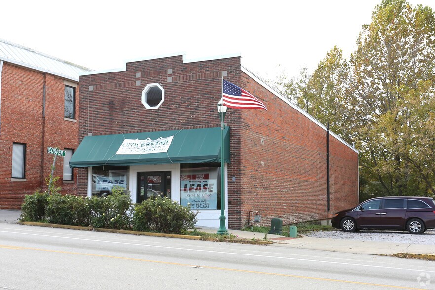 135 N Broadway St, Georgetown, KY for sale - Primary Photo - Image 1 of 1