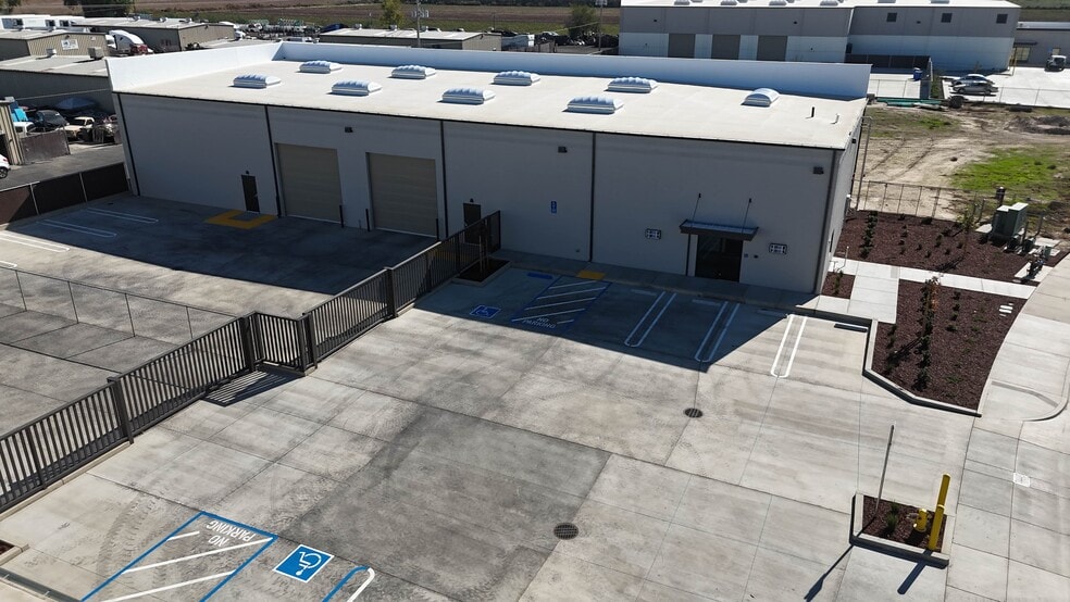 1800 Olympic Dr, Turlock, CA for lease - Building Photo - Image 2 of 21