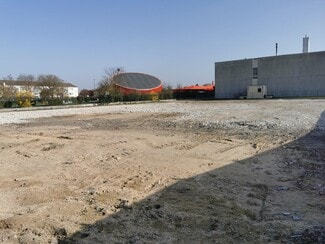 More details for 13 Rue Du Bas De La Plaine, Sartrouville - Land for Lease