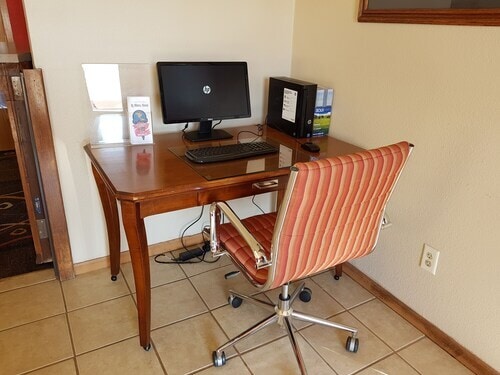 1201 Hawkeye Ave SW, Le Mars, IA for sale - Building Photo - Image 3 of 25