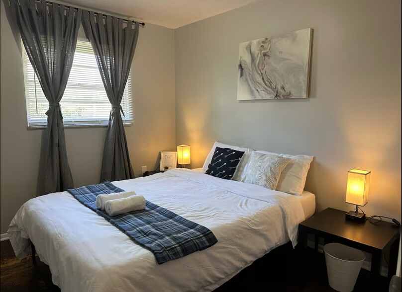 891 S Weyant Ave, Columbus, OH for sale - Building Photo - Image 3 of 12