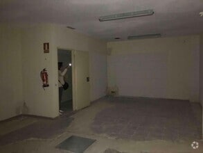 Retail in Madrid, Madrid for lease Interior Photo- Image 2 of 7