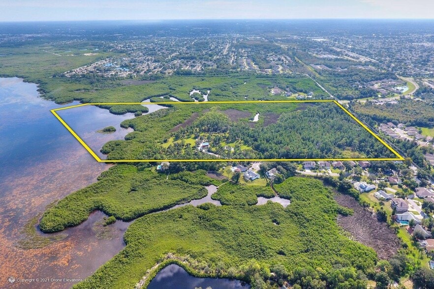 3130 Shipwatch Dr, Holiday, FL for sale - Building Photo - Image 3 of 4