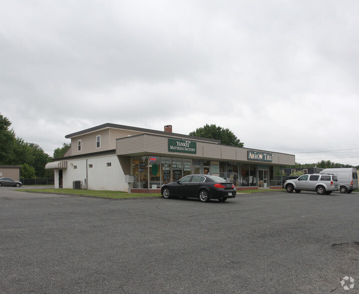 104 Damon Rd, Northampton, MA for lease - Building Photo - Image 3 of 9