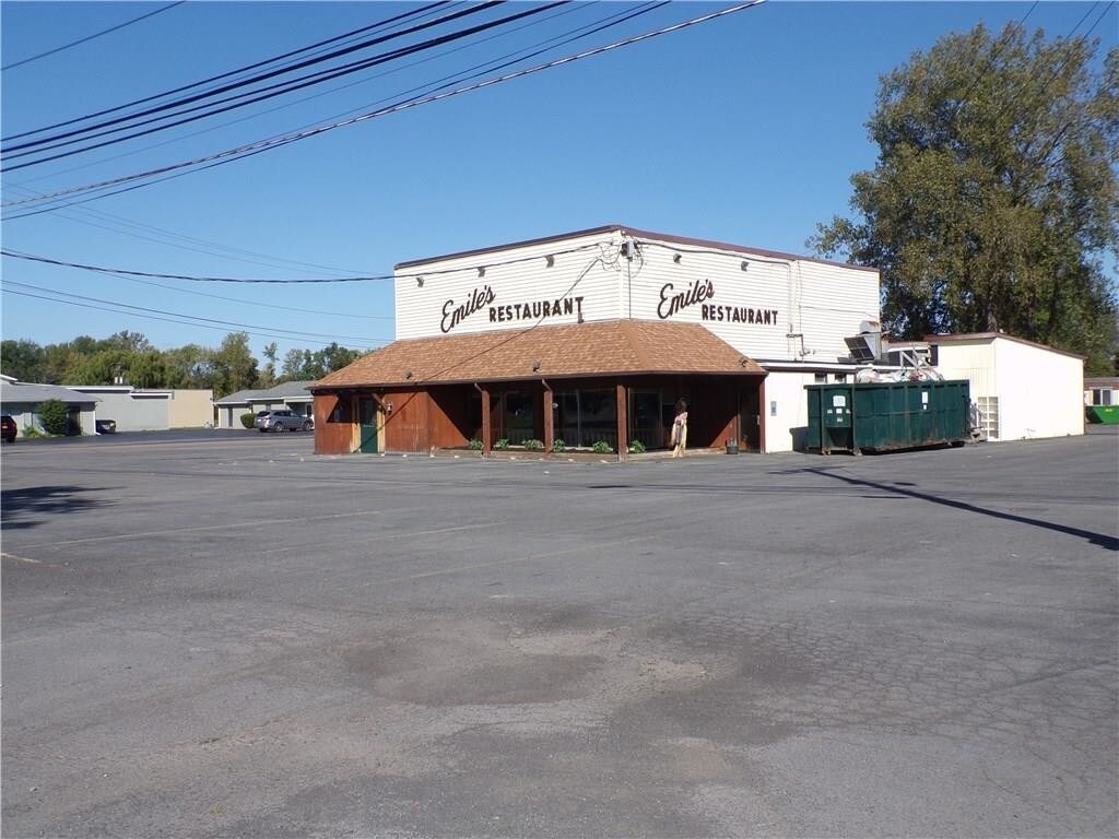 369 Waterloo Geneva Rd, Waterloo Township, NY for sale Building Photo- Image 1 of 1