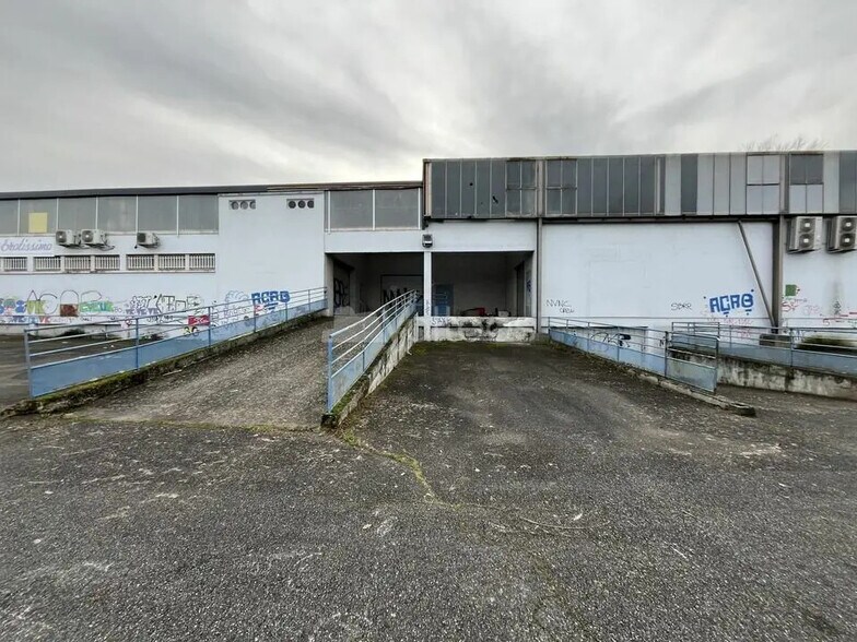 Flex in Montauban for lease - Building Photo - Image 3 of 6