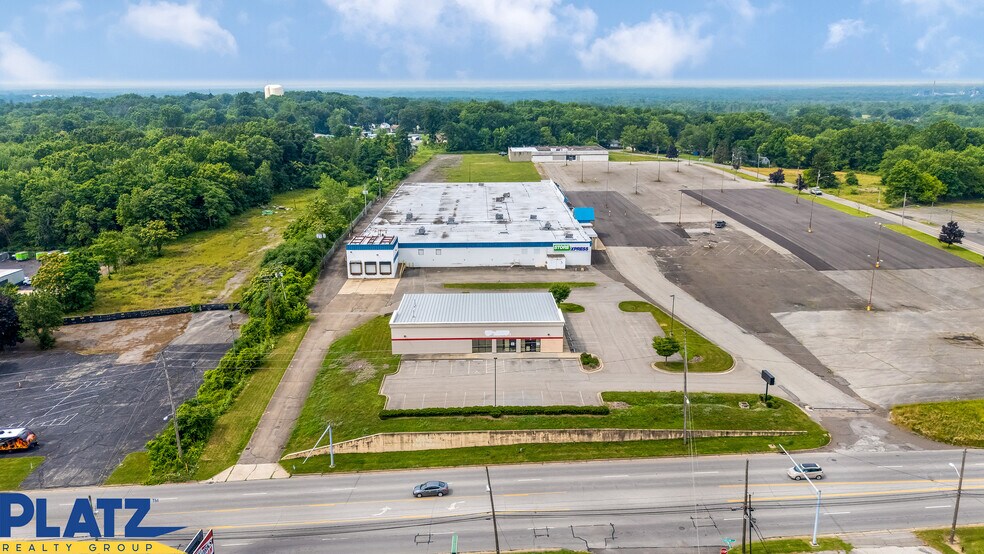 3454 Youngstown Rd SE, Warren, OH for lease - Building Photo - Image 2 of 12