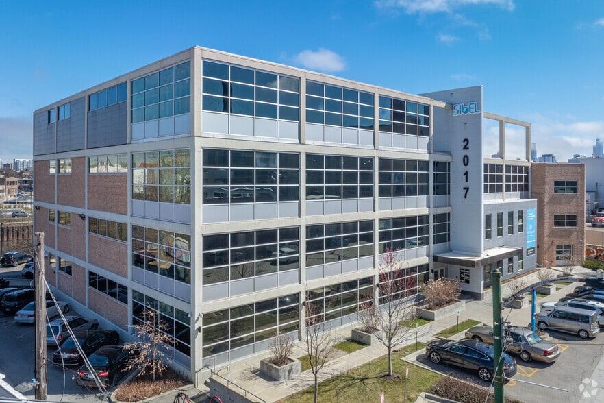 2017 N Mendell St, Chicago, IL for sale - Primary Photo - Image 1 of 1