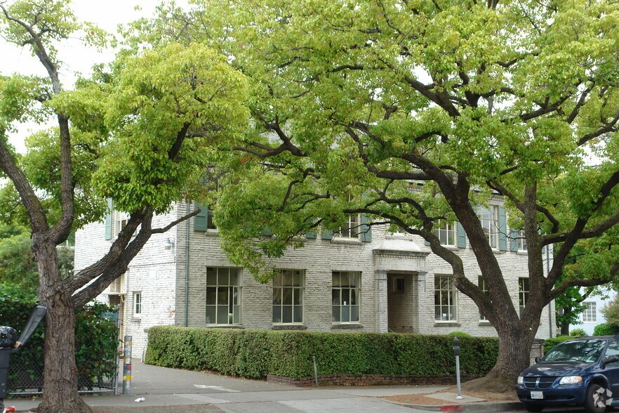 Office in Berkeley, CA for sale - Primary Photo - Image 1 of 1