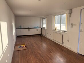 Cowlairs, Nottingham for lease Interior Photo- Image 2 of 12