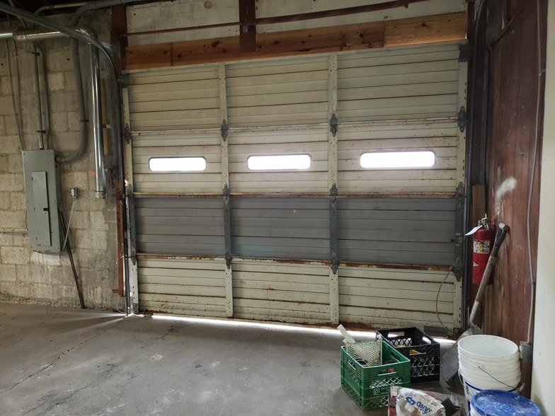 1110 2nd Ave S, Lake Worth, FL for lease - Interior Photo - Image 3 of 43