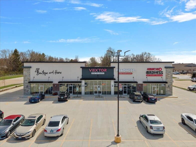 4302 Wabash Ave, Springfield, IL for lease - Building Photo - Image 2 of 3