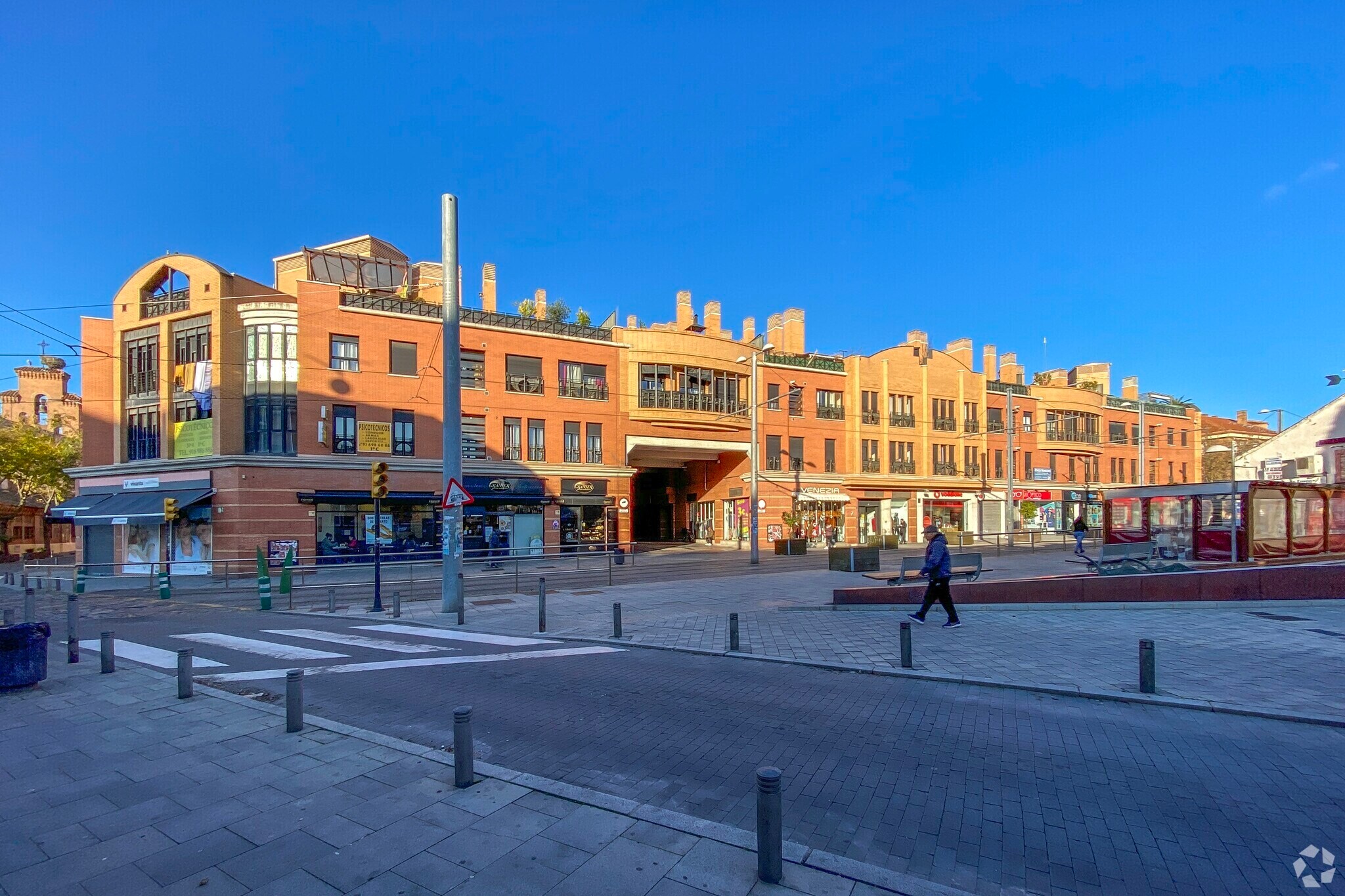 Plaza Labores, 10, Parla, Madrid for lease Building Photo- Image 1 of 3