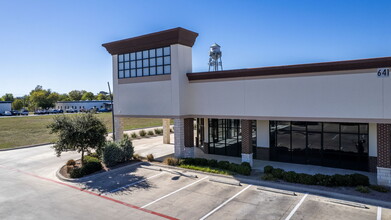 641 Mill St, San Marcos, TX for lease Building Photo- Image 2 of 8