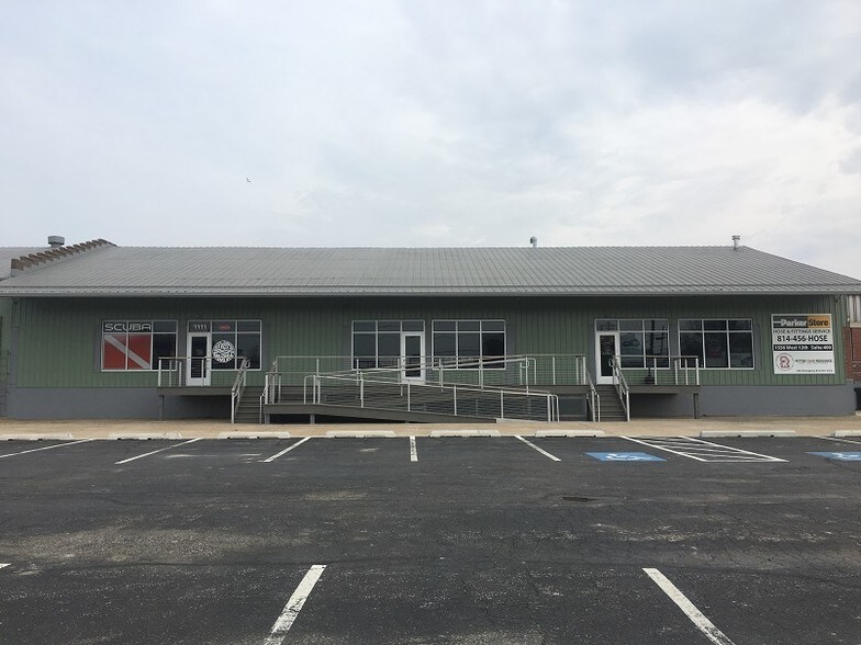 1556 W 12th St, Erie, PA for sale - Building Photo - Image 1 of 1