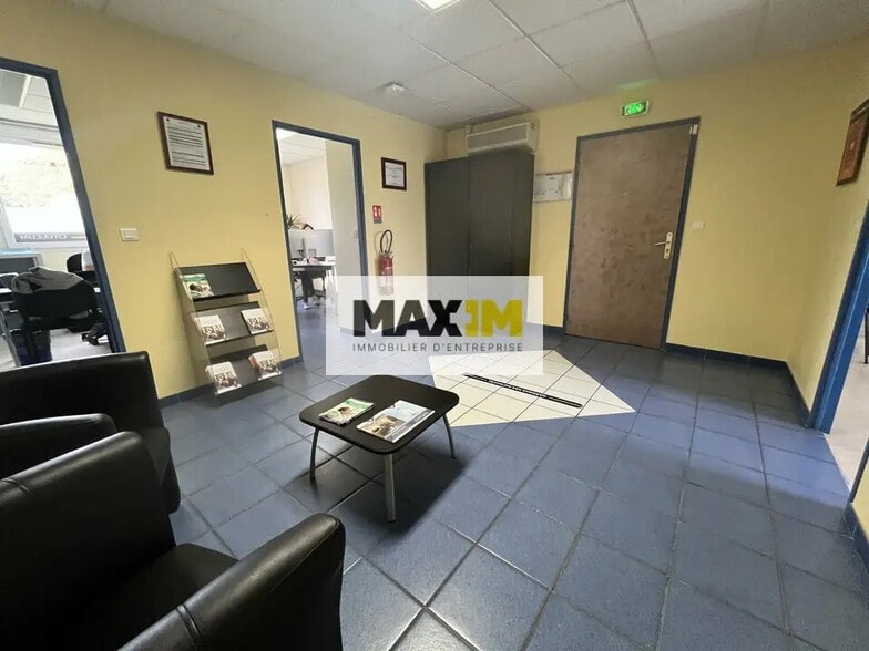 14 Rue Jean Giono, Dijon for sale - Interior Photo - Image 2 of 7