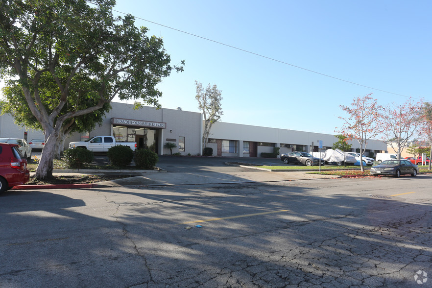 1281 Logan Ave, Costa Mesa, CA for sale - Primary Photo - Image 1 of 1