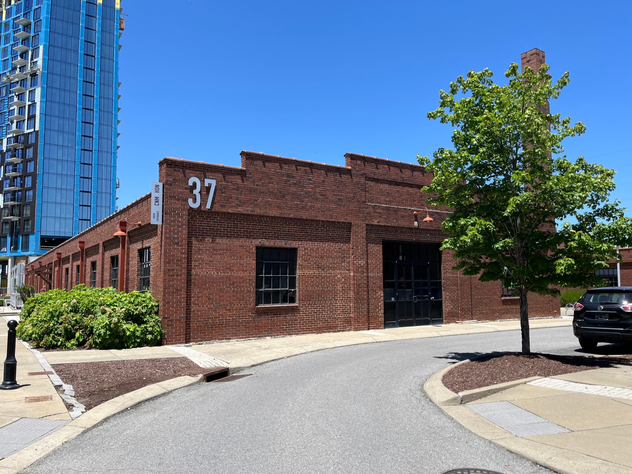 11 Lea Ave, Nashville, TN for lease Building Photo- Image 1 of 6