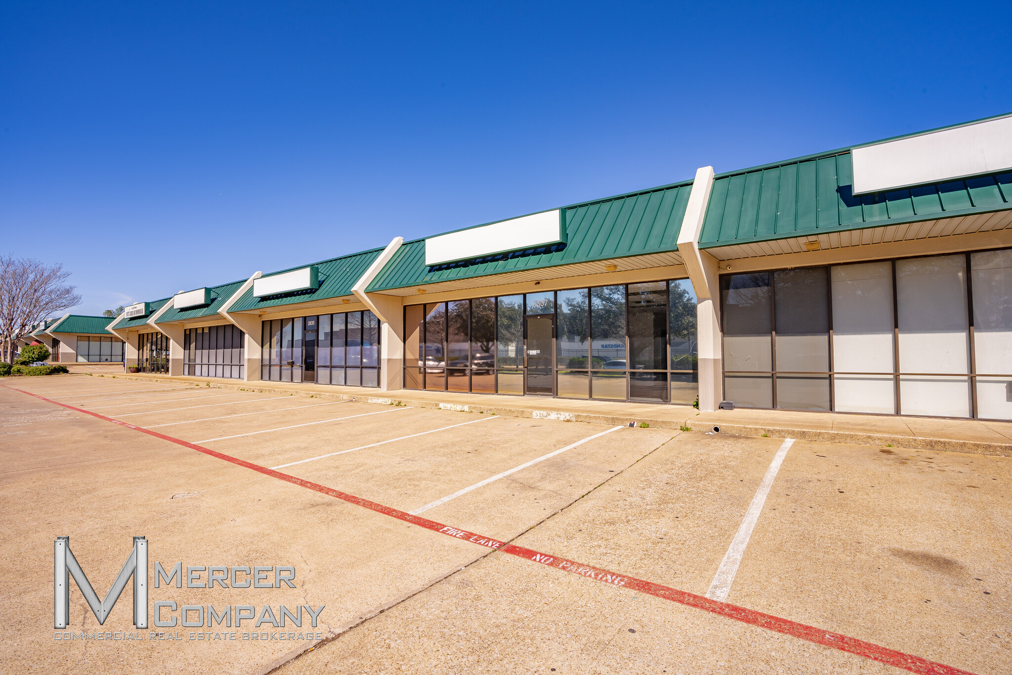 2837-2849 Galleria Dr, Arlington, TX for lease Building Photo- Image 1 of 5