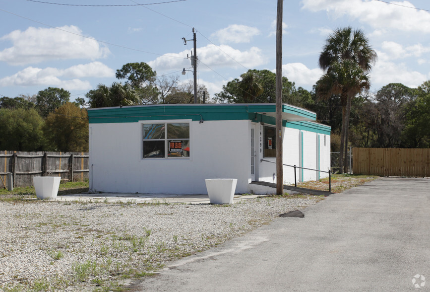 14290 N Cleveland Ave, North Fort Myers, FL for sale - Primary Photo - Image 1 of 4