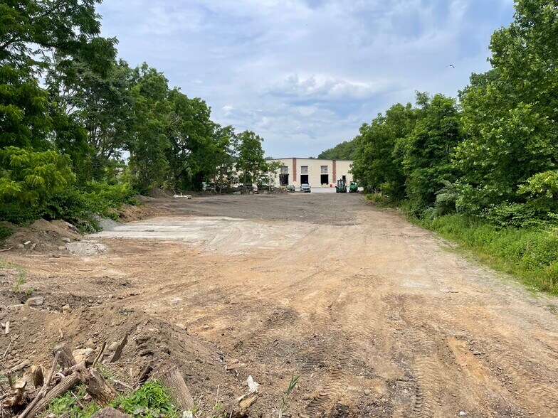 9 Whippany Rd, Whippany, NJ 07981